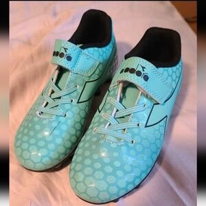 Diadora 11T Outdoor Soccer Cleat Shoes